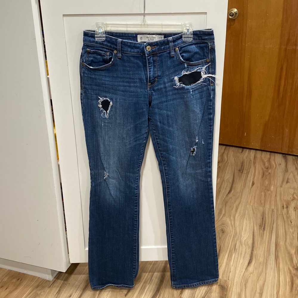 Abercrombie & Fitch distressed jeans